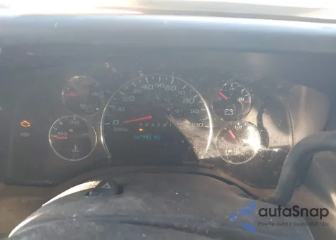 2011 Chevrolet Express 2500 Work Van z USA, uszkodzony, nr VIN 1GCWGFCAXB1184518